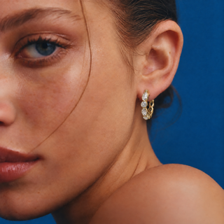 Pear and Round Diamond Hoop in 9k Gold | 14mm