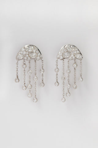 The Moonlight Jelly jellyfish earring in 9k white gold set with lab-grown diamonds.