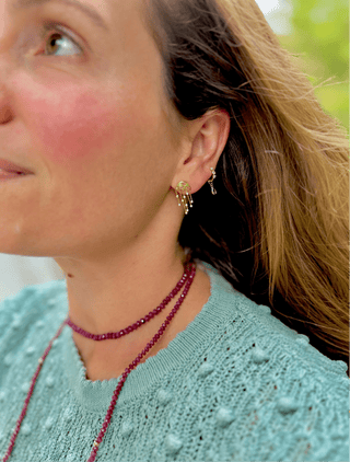 The Sea Blush Jelly earring, 9k gold jellyfish with pink spinel and lab-grown diamonds.